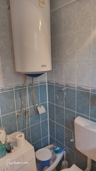 Izvoarele, sat Chiriacu, jud. Giurgiu casa + teren